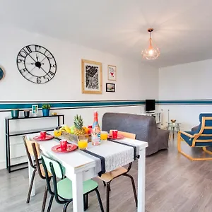 https://bel-appartement-deux-pas-de-la-cte-des-basques.biarritzhotels.info